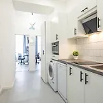 Apartment - Quiet Sleep For Solo Traveller Budapest