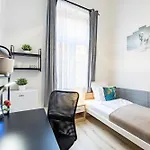 Apartment - Quiet Sleep For Solo Traveller Budapest