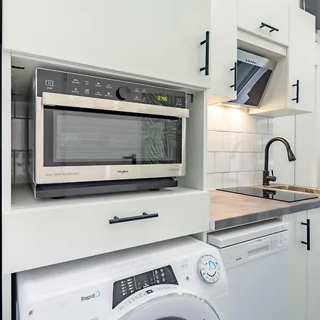 - Quiet Sleep For Solo Traveller