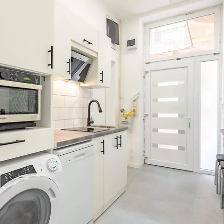 - Quiet Sleep For Solo Traveller * Budapesta