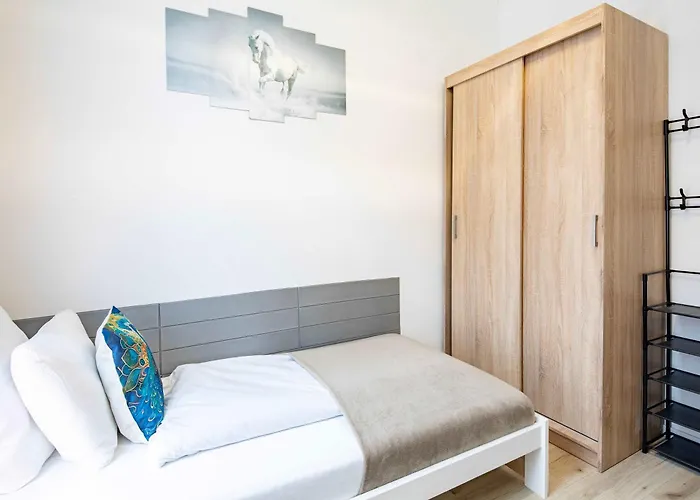 - Quiet Sleep For Solo Traveller * Budapesta