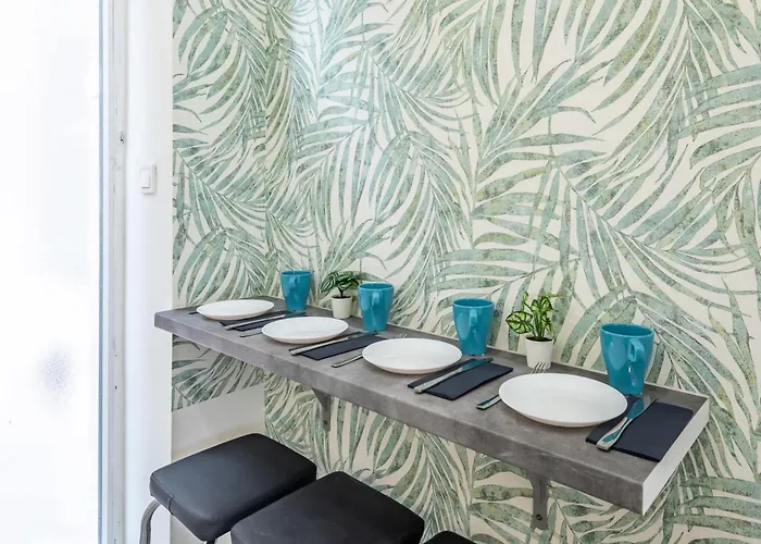 Apartament - Quiet Sleep For Solo Traveller *